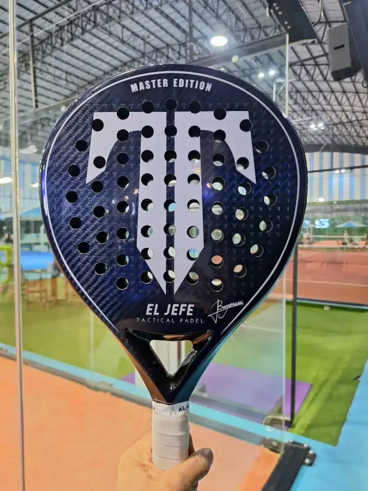 RAKET PADEL TACTICAL EL JEFE KONDISI SEPERTI BARU