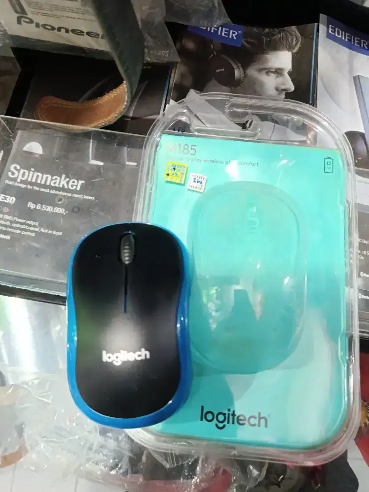 Mouse Wireless Logitech M185 Rusak cocok untuk properti