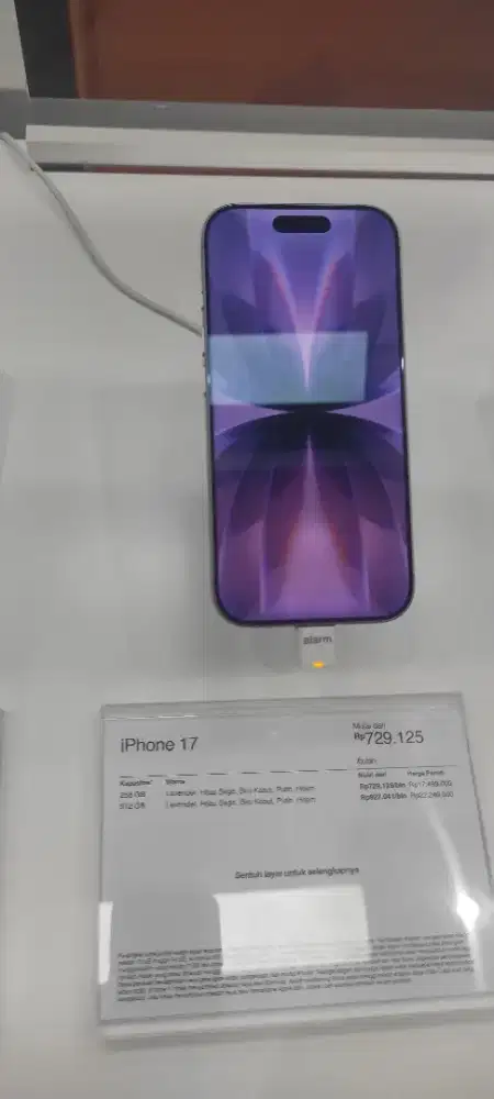 iPhone 17 pro silver
