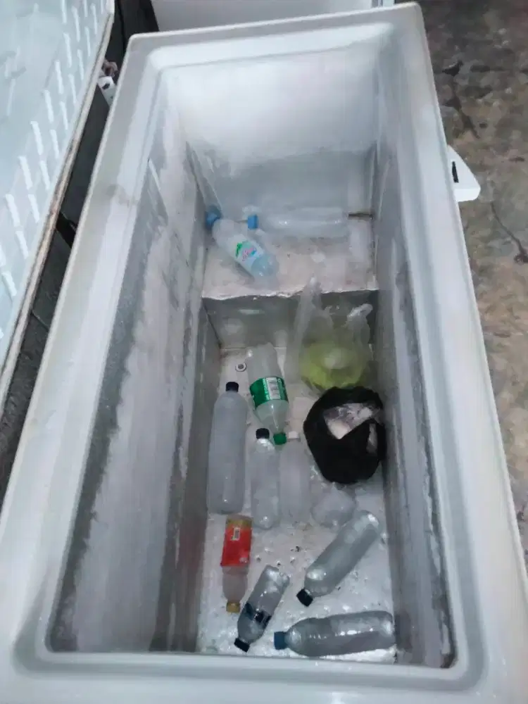 FREZER BOX 300LITER ( SHARP )