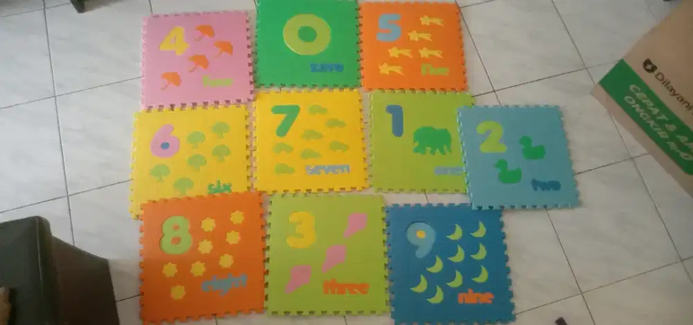 Spon Mainan Anak 30x30cm