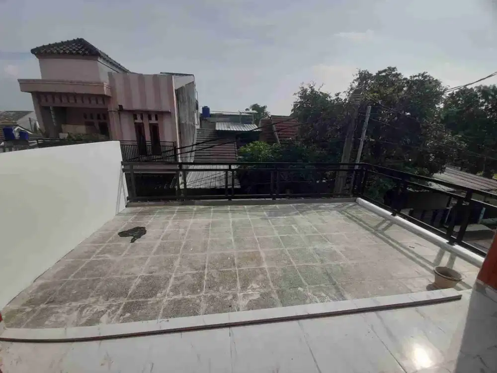 Rumah mewah dalam komplek unit siap huni lokasi strategis dan bebas banjir Akses ke tol Jatiwarna dan Jatikarya 10menit