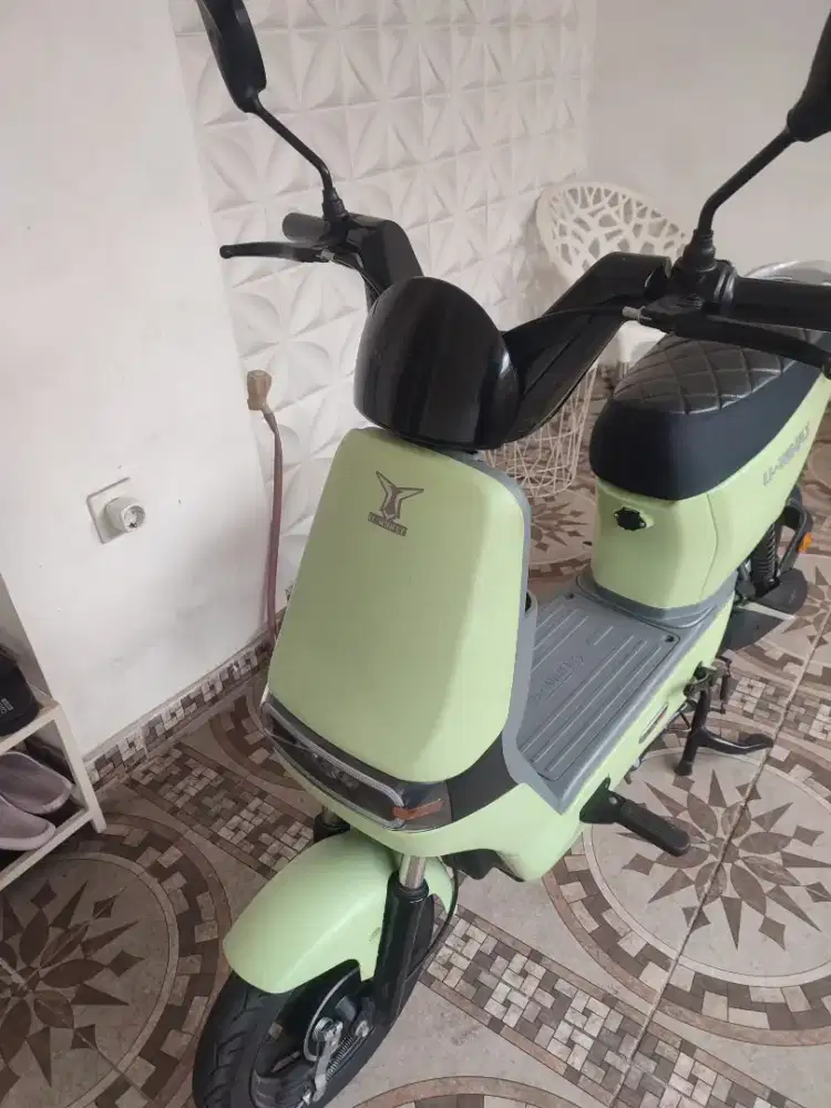 Uwinfly D8S Bagus dan Terawat