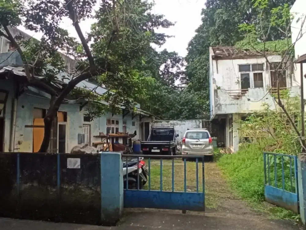 Tanah dan Bangunan di Makasar Jakarta