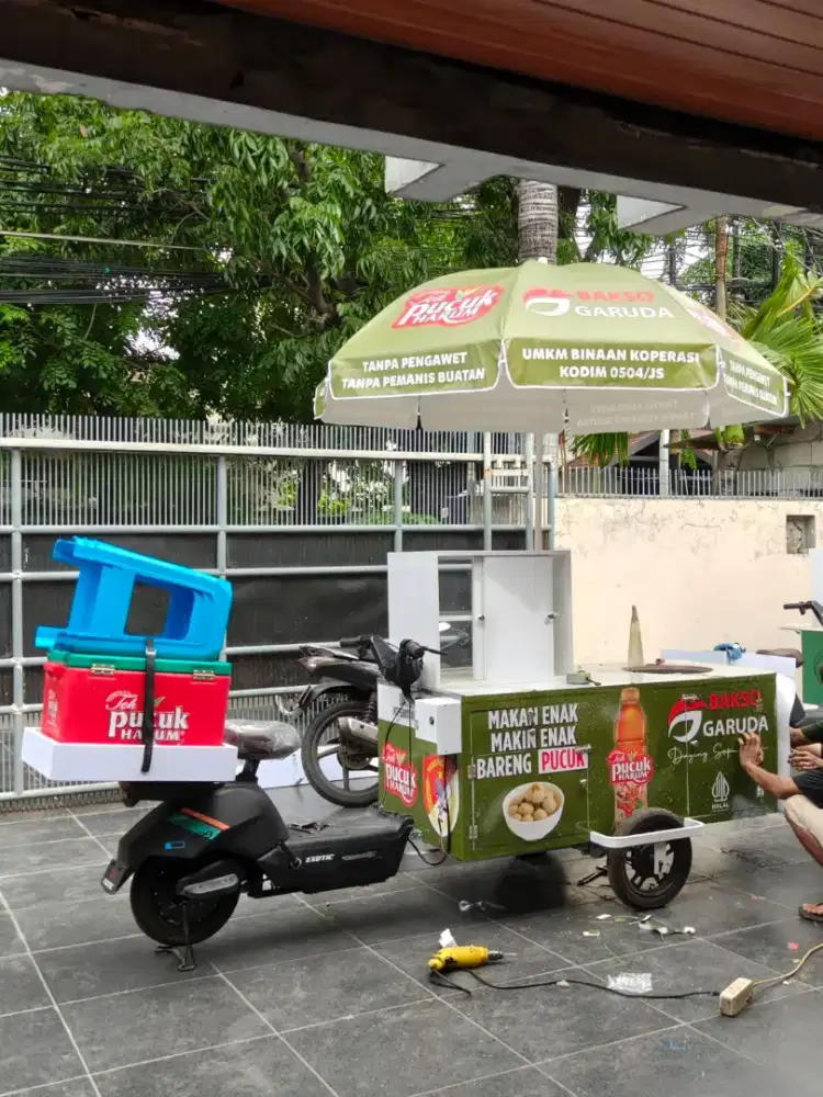 Dibutuhkan rider untuk jualan bakso keliling/mangkal