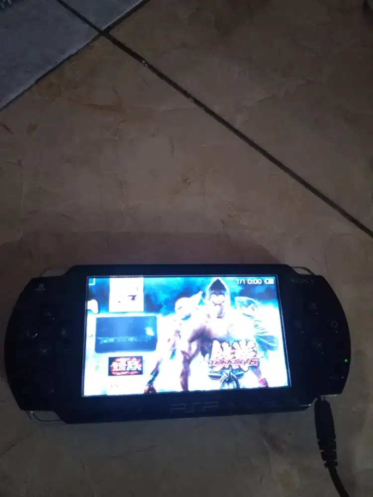Psp 1000 warna hitam