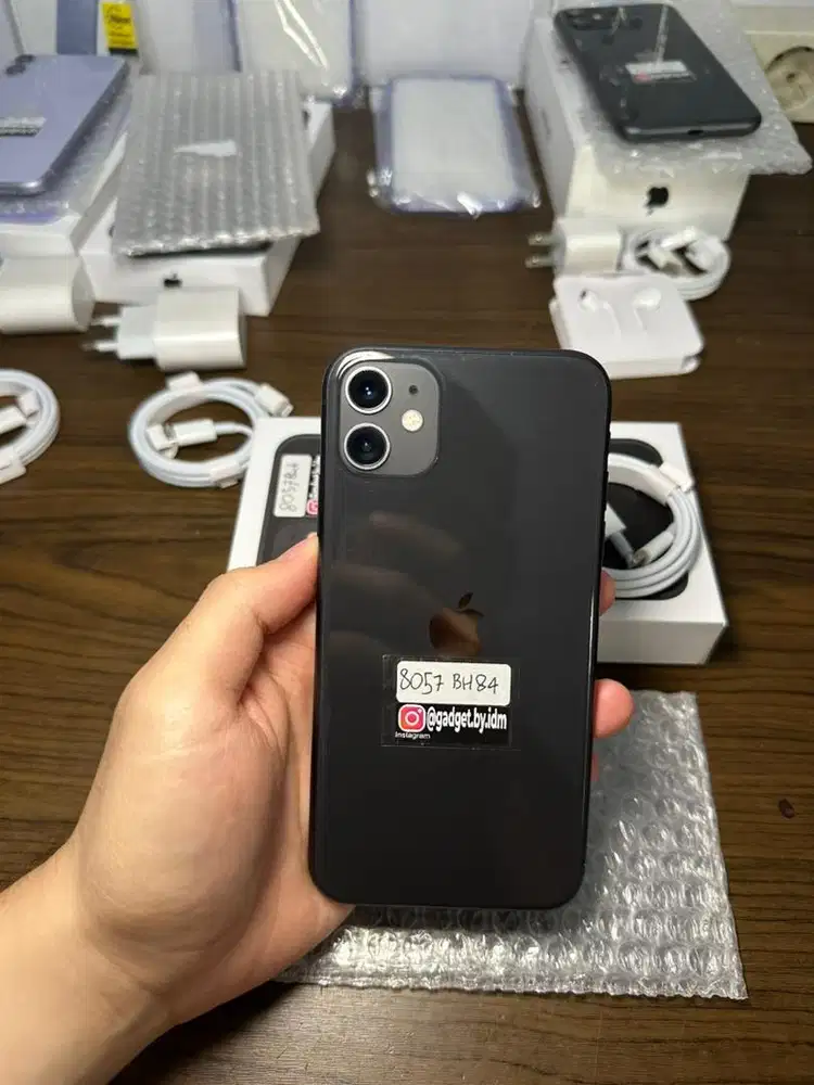 iPhone 11 128GB Setara iBox (Beacukai) BH 84% Black