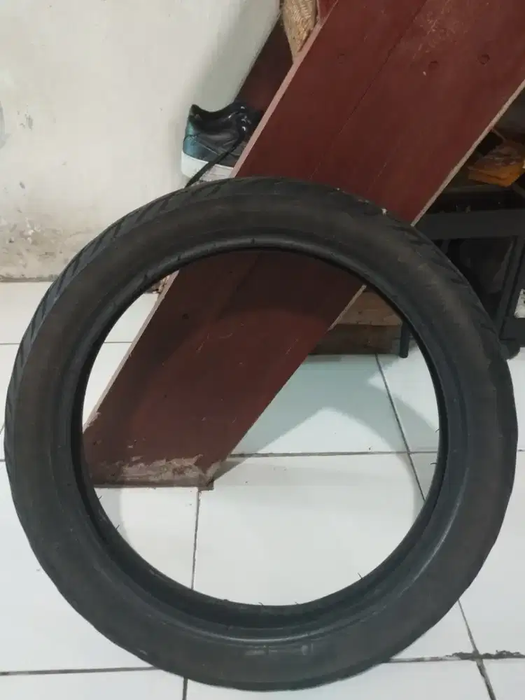 Ban tubeless 80/90 14
