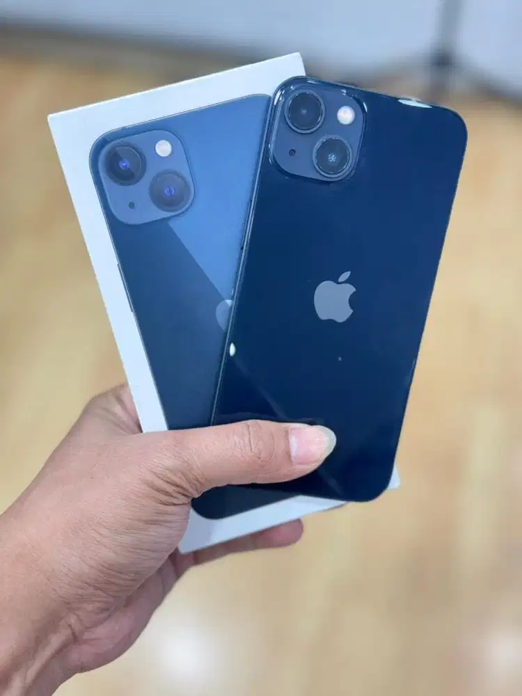 Iphone 13 128Gb midnight second resmi ibox bh 86% mulus no minus