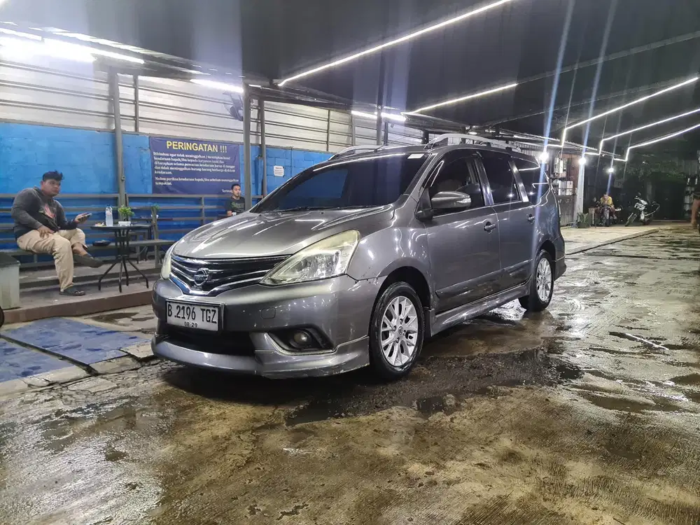 Nissan Livina 2014 Bensin
