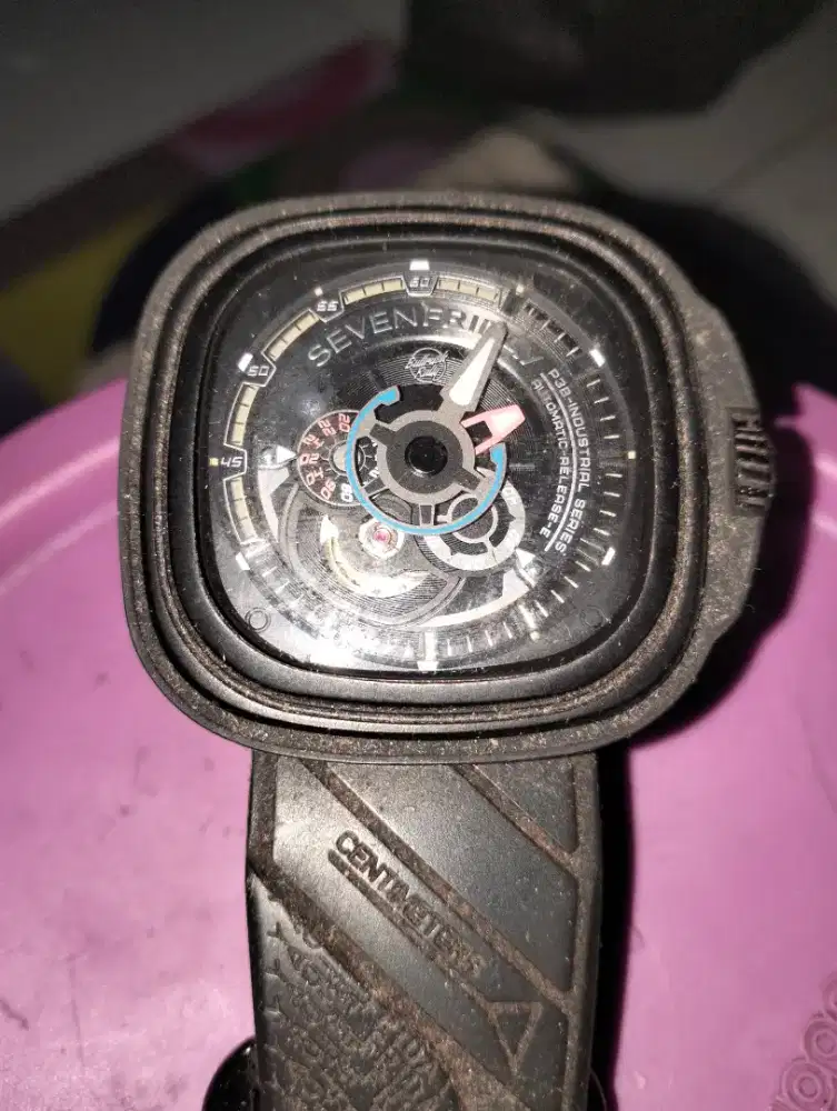 Jam tangan pria seven friday kw