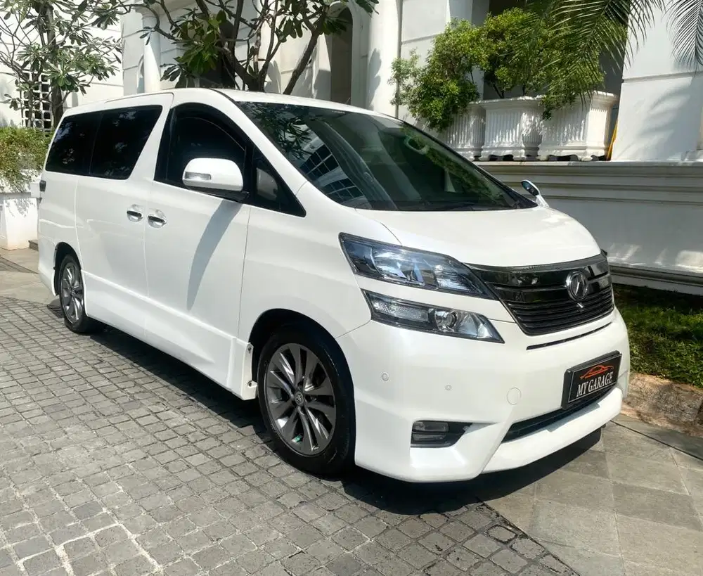 Vellfire Z Premium Sound 2011 Putih km 70K