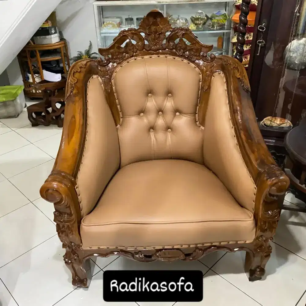 Penambahan busa dudukan kursi