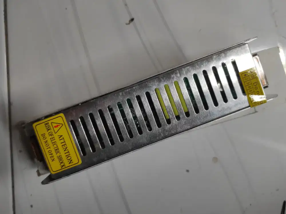Power supply LED/cctv 12volt