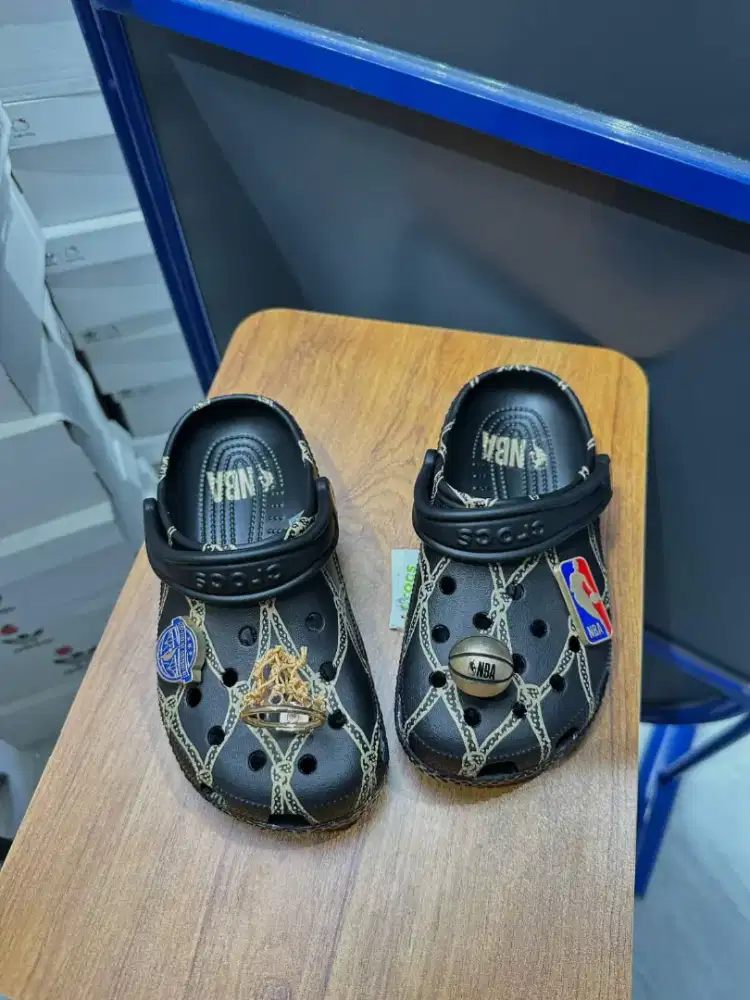 Crocs Grosir Berbagai Tipe