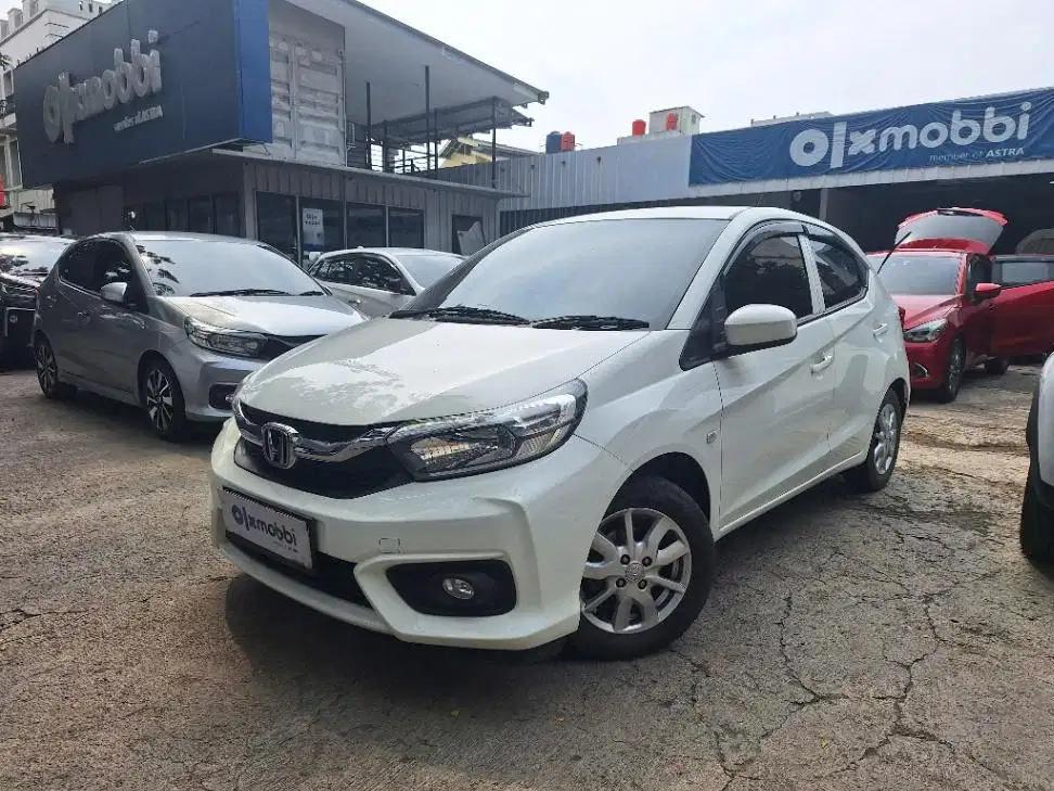 DP MURAH Honda Brio Satya 1.2 E Bensin-MT 2021 Putih C3HAT