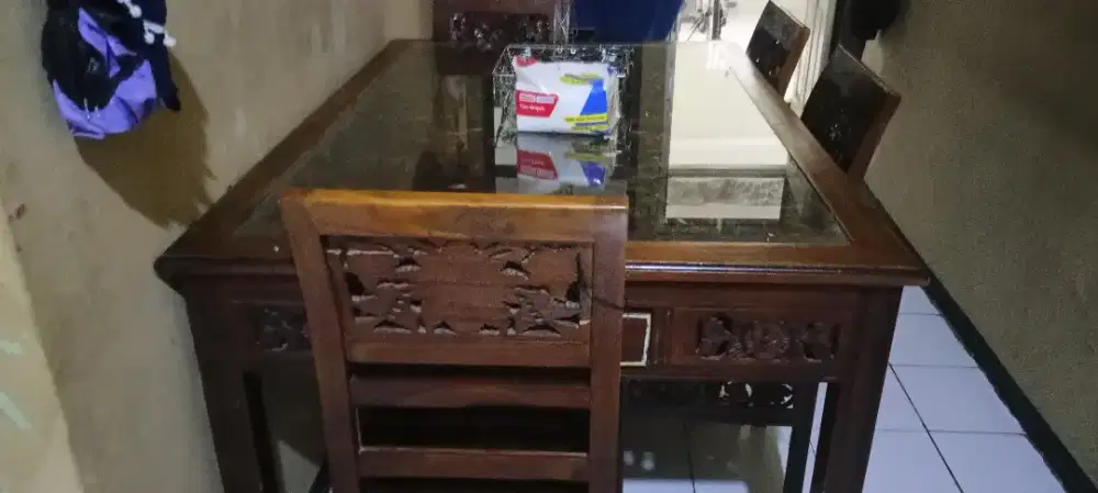 Meja makan jati Asli
