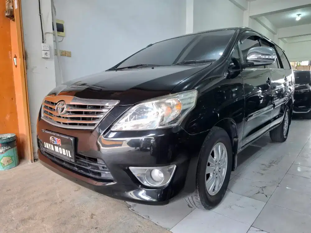 TOYOTA INNOVA G 2.0 A/T, 2011