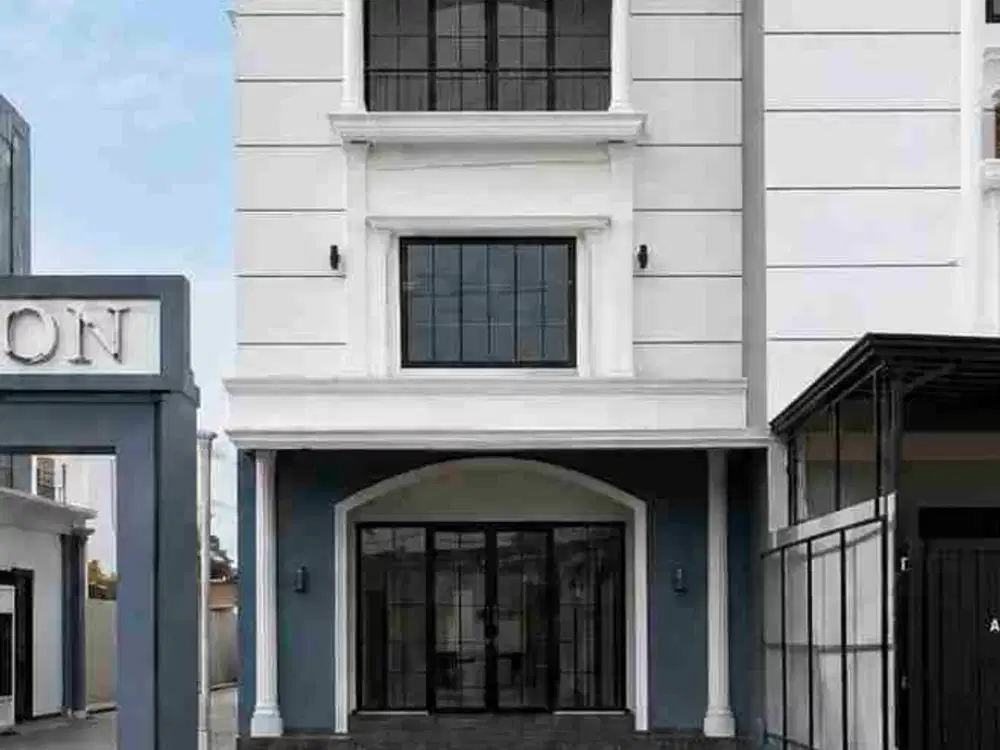 RUKO 3 LANTAI LENTENG AGUNG