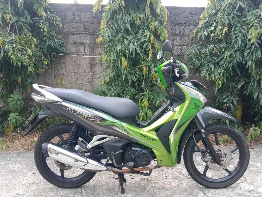 Honda Supra x 125 cw fi th 2012 pajak on