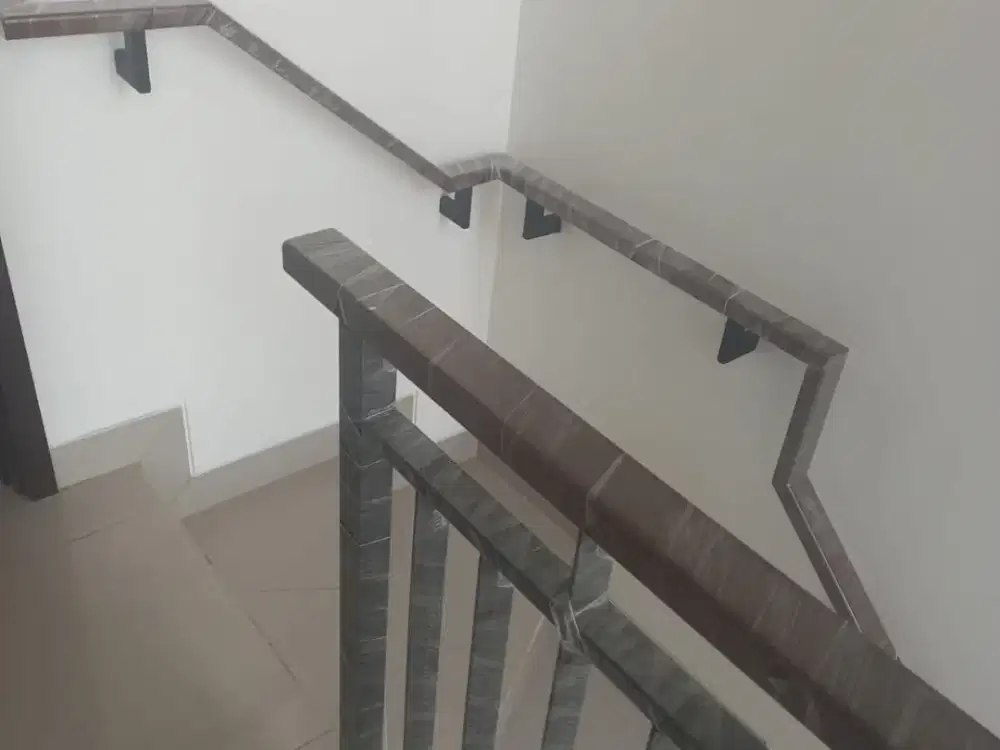 Jual di bawah pasaran rumah pik 2