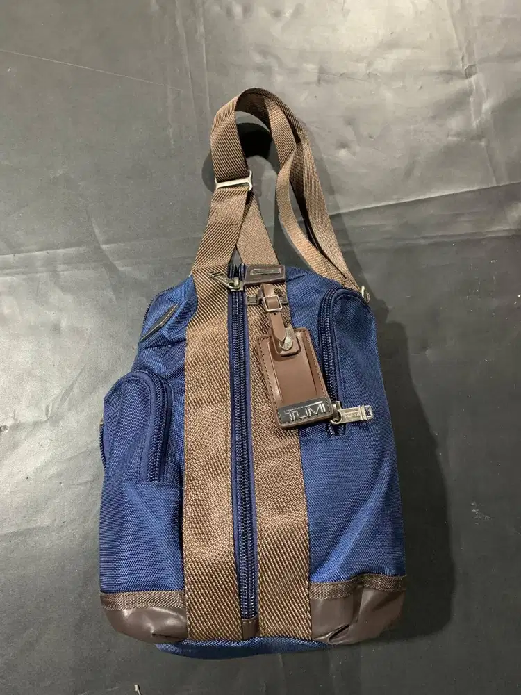 TUMI Sling Bag Premium Nylon | Tas Selempang Pria Stylish Multifungsi