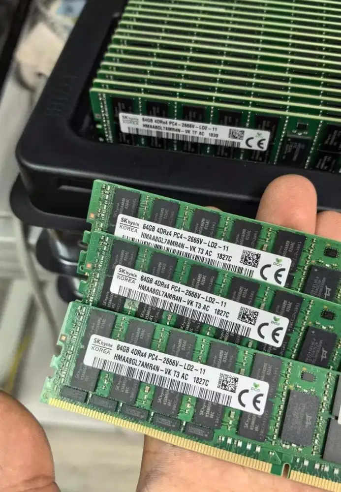 Menerima jual beli sparpart komputer ram /ssd/hardisk