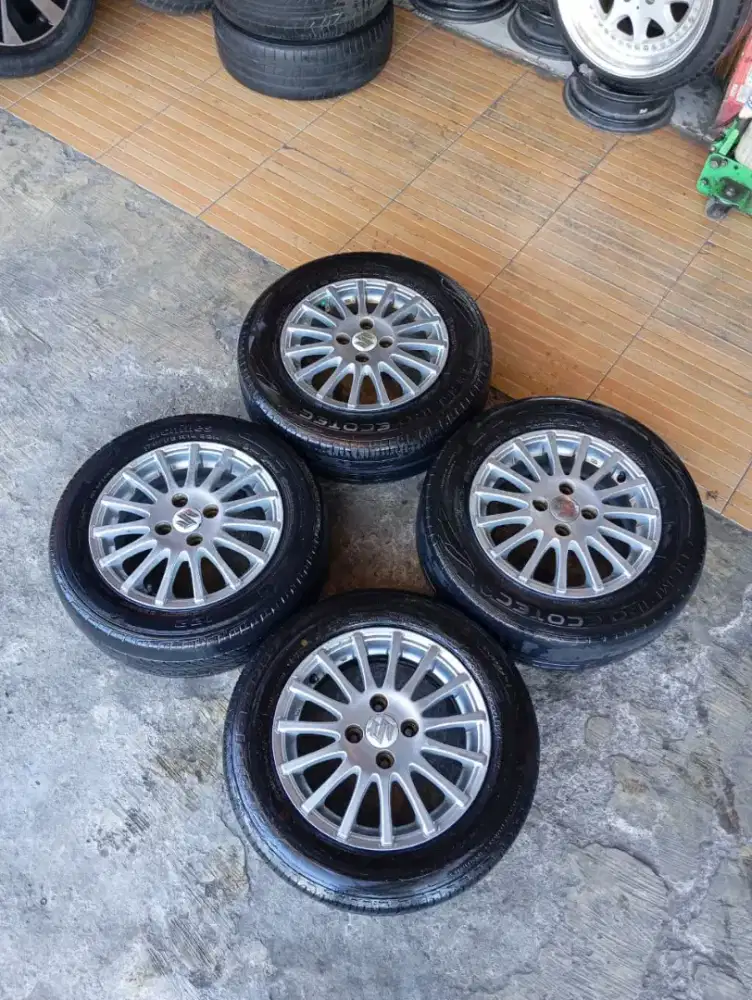 VELG OEM SUZUKI WAGON R GS RING 14 PCD 4X100 PLUS BAN