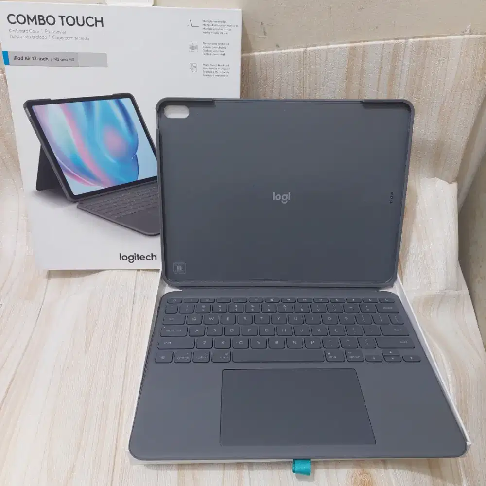 Logitech Combo Touch Ipad Air 13in M2/M3 Second Original Mulus