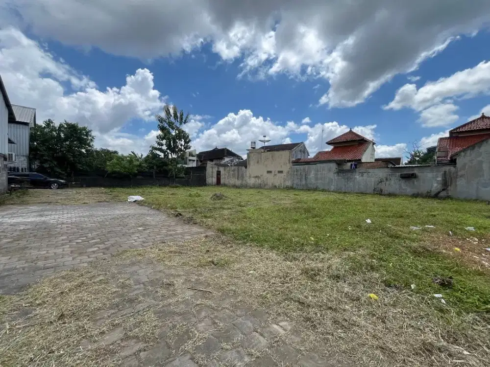 Tanah Jogja di Monjali Dekat Kampus UGM
