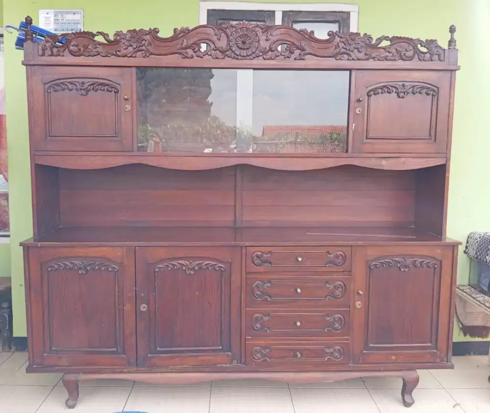 LEMARI KAYU JATI