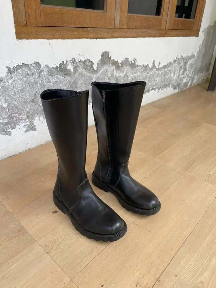DI JUAL SEPATU BOOTH KULIT SINTETIS TINGGI