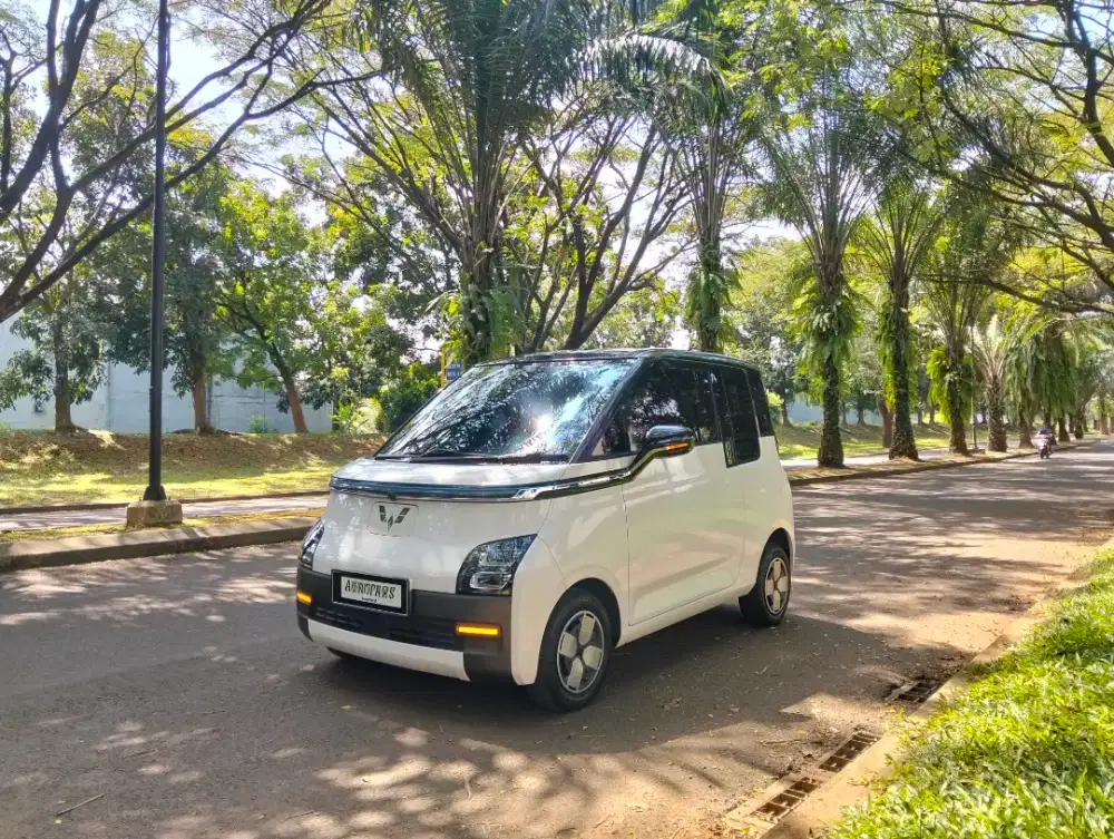 wuling air ev long range - KM 15rb !!