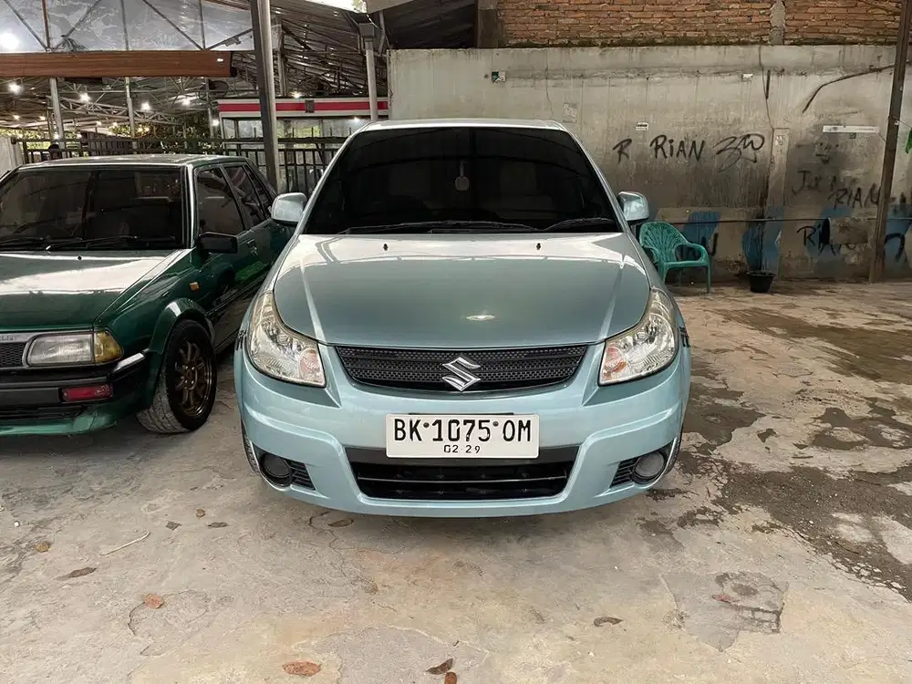 Suzuki X-Over A/T 2008