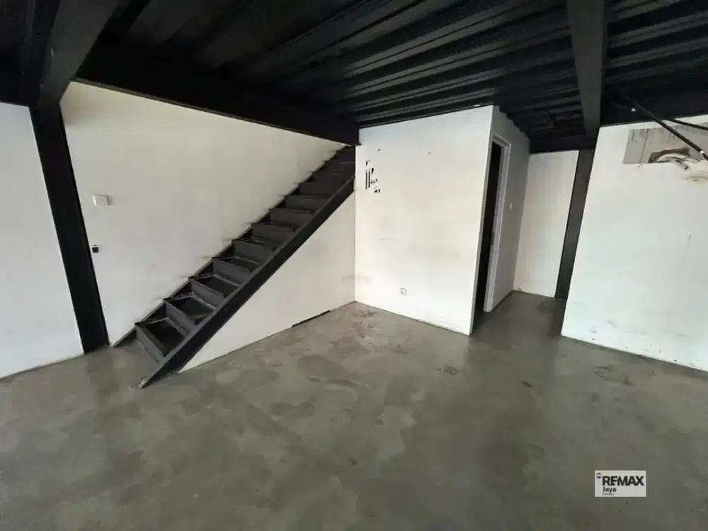 Shop Space For Rent In Berawa, Canggu Area