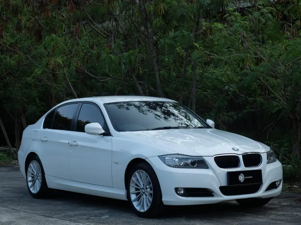 [ANTIK KM 32RB]BMW 320i Executive E90 LCi 2011 BMW 320i E90 320i F30