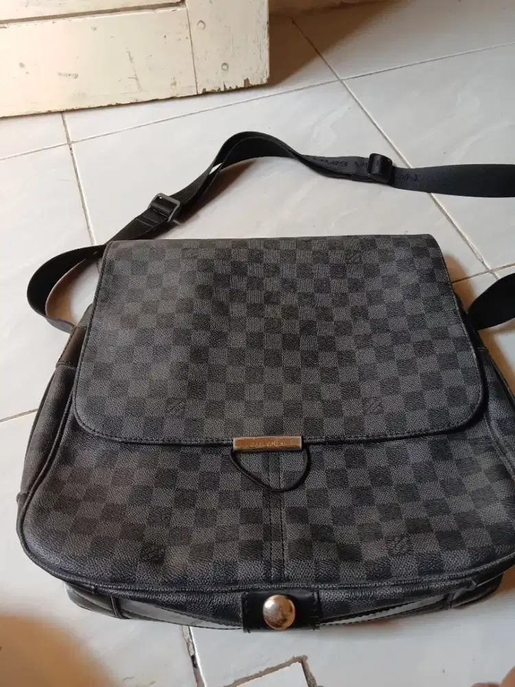 Dijual tas louis vutton