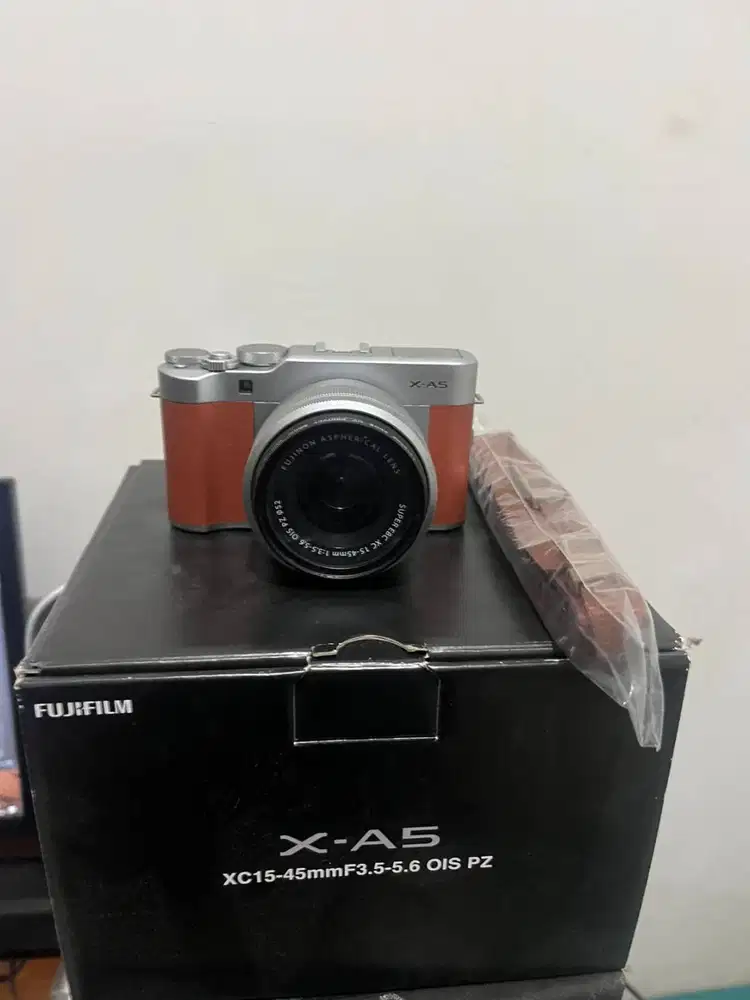 KAMERA FUJIFILM X-A5 + KIT + TAS + SD CARD