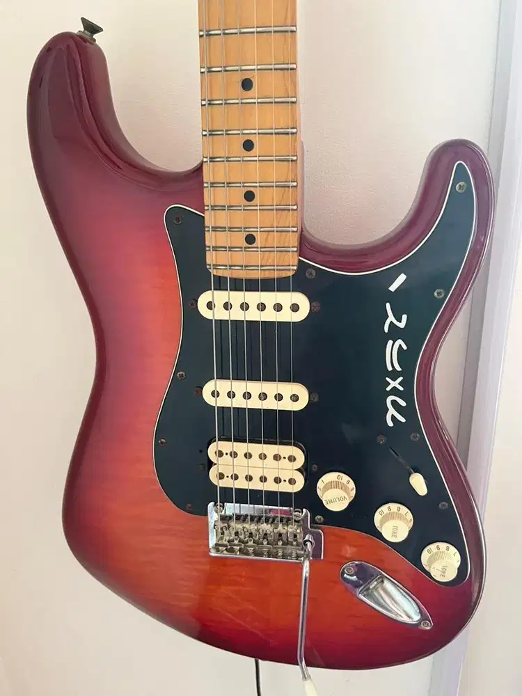 Fender Player Series Stratocaster Hss Plus Aged Cherry Burst Original
