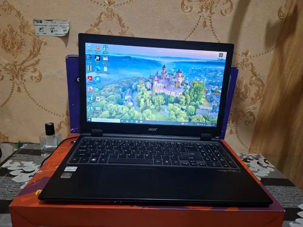 Laptop Acer Aspire M3-581TG  ?