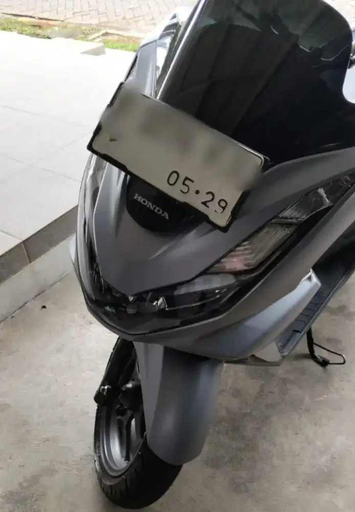 Honda PCX CBS 2024 Silver