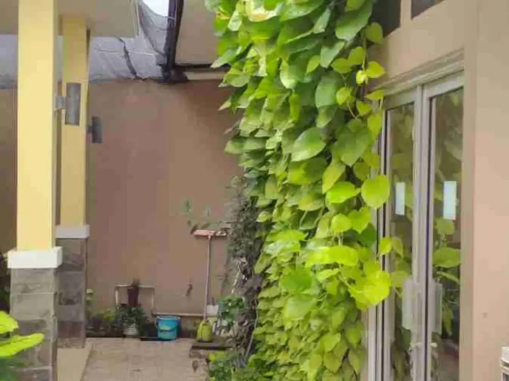 di jual Cepat Rmh di Bintaro komplek pertamina pondok Ranji, ciputat timur  Tangsel, bbs banjir, akses jln lebar.. nego