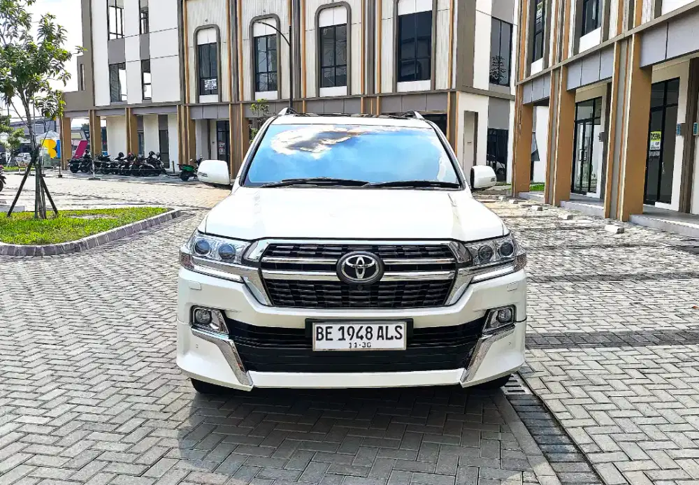 LANDCRUISER VX200 4.5AT DIESEL 2012 FACELIFT 2020