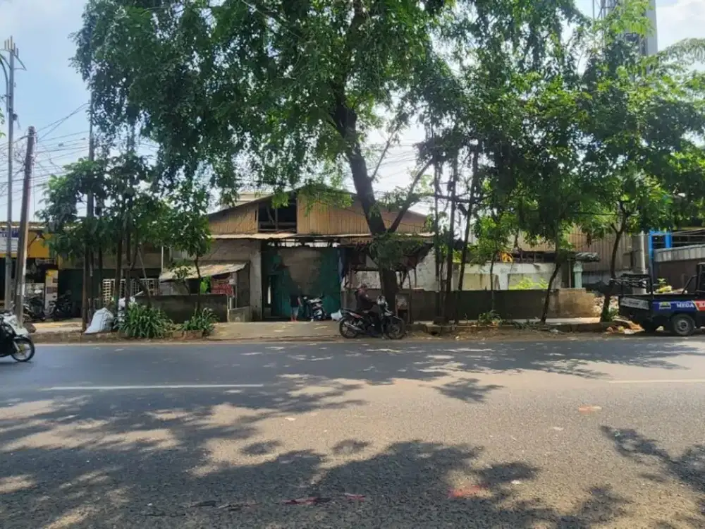 Gudang Ex Percetakan di Jalan Raya Narogong Bekasi