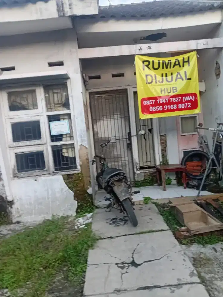 Dijual rumah bangunan masih asli