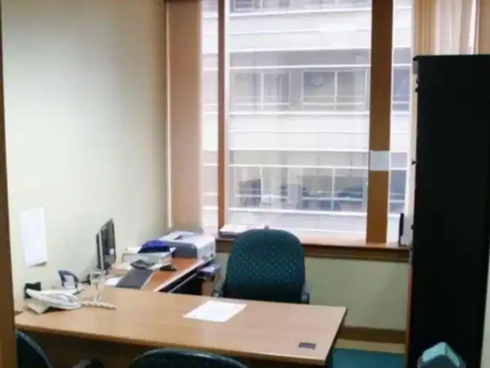 MENARA SSUDDIRMAN UK 250 SQM FURNISHED BARU RENOV