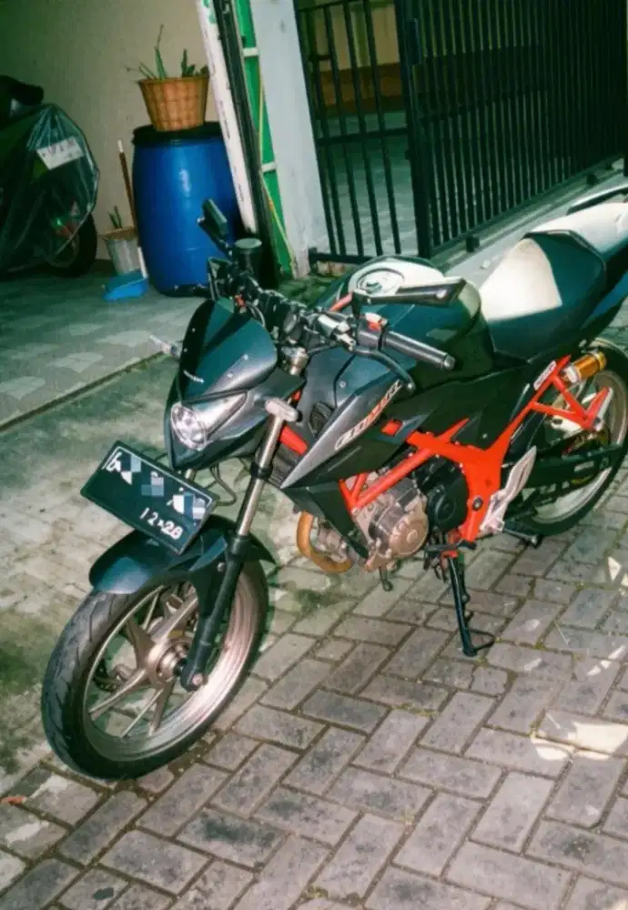 CB150r new SE 2016