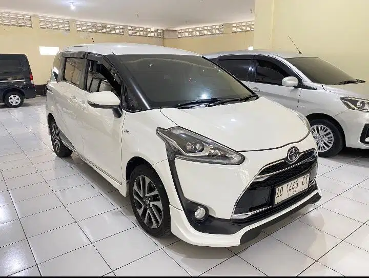 SIENTA 1.5 Q MATIC 2017