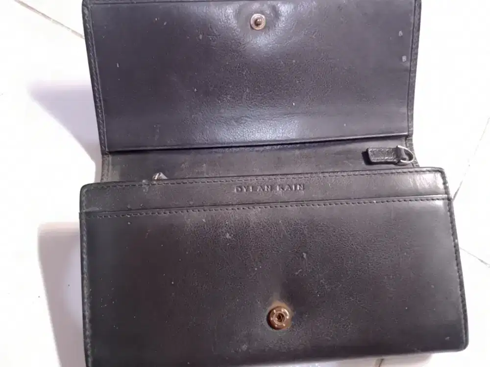 Dompet panjang wanita merek DYLAN KAIN original