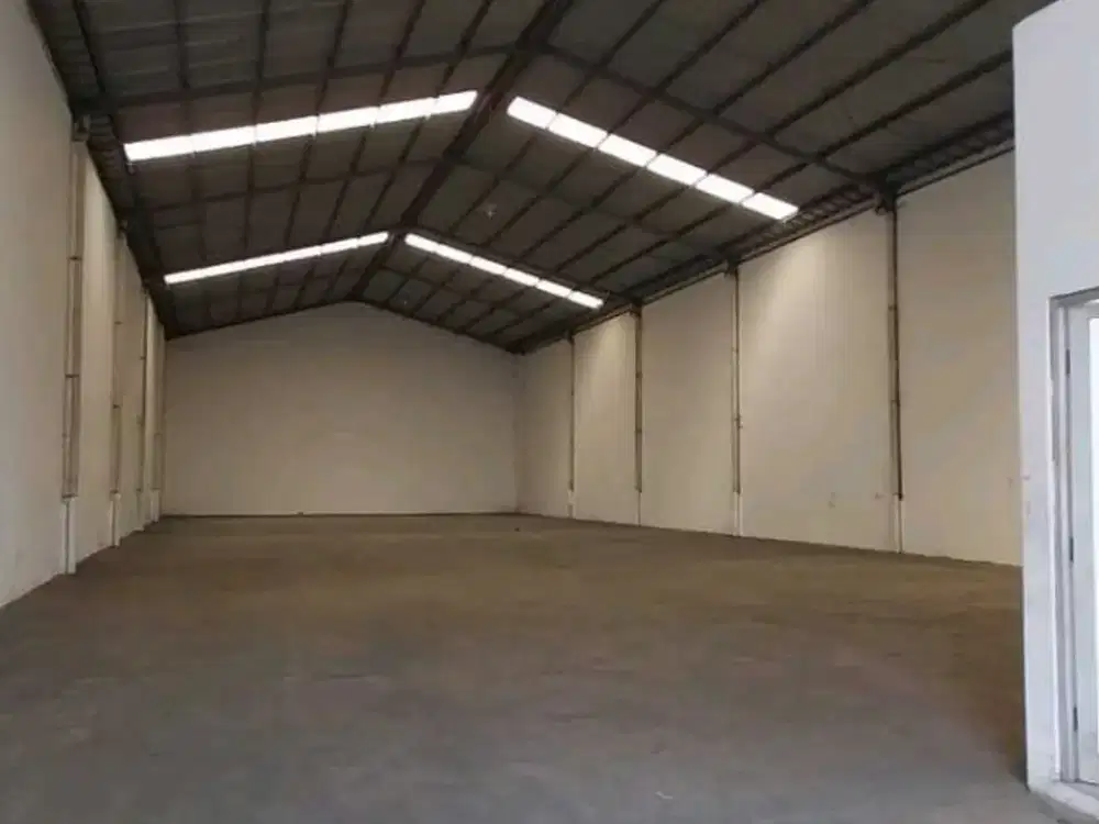 RON.A3050 GUDANG TRITAN POINT SIDOARJO LOKASI STRATEGIS SIAP PAKAI